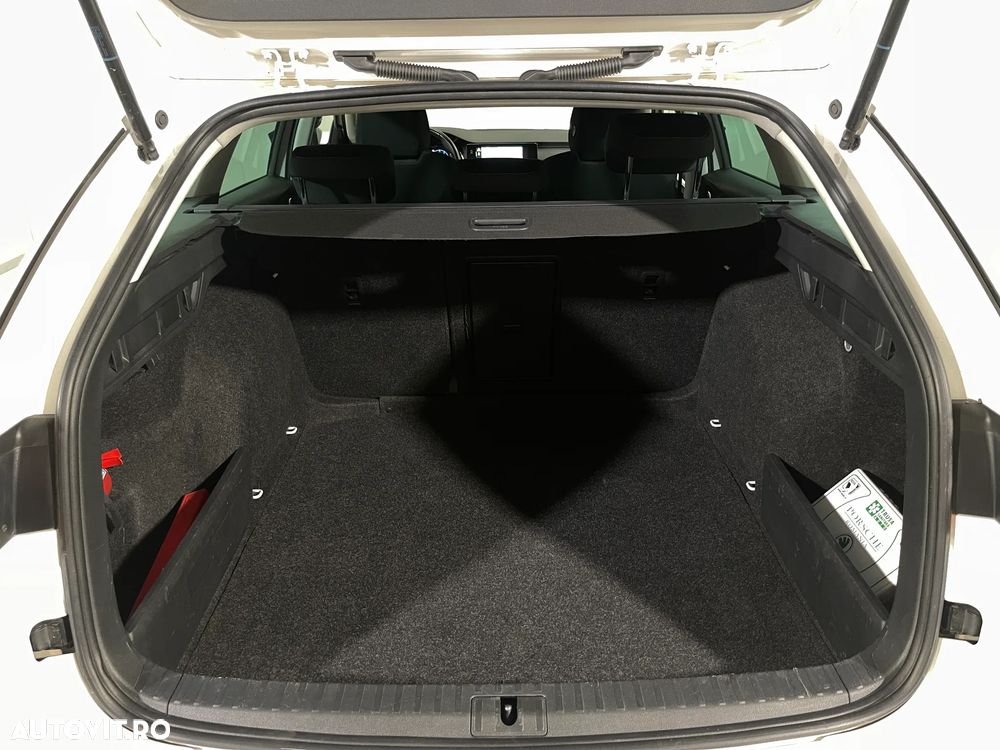Skoda Octavia 2.0 TDI DSG 4X4 Style - 13