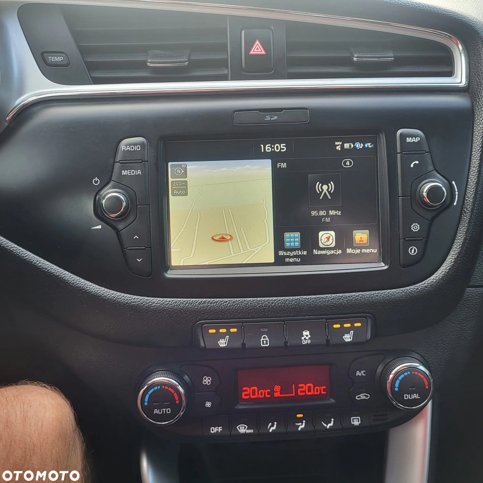 Kia Ceed - 11