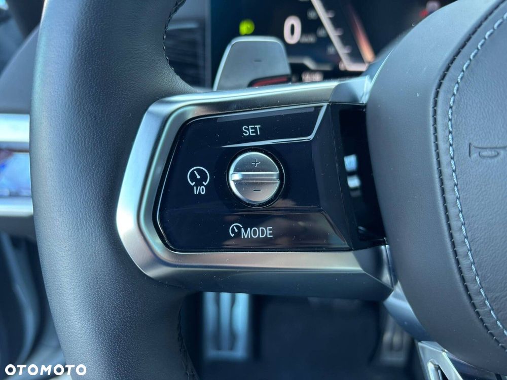 BMW Seria 7 - 29