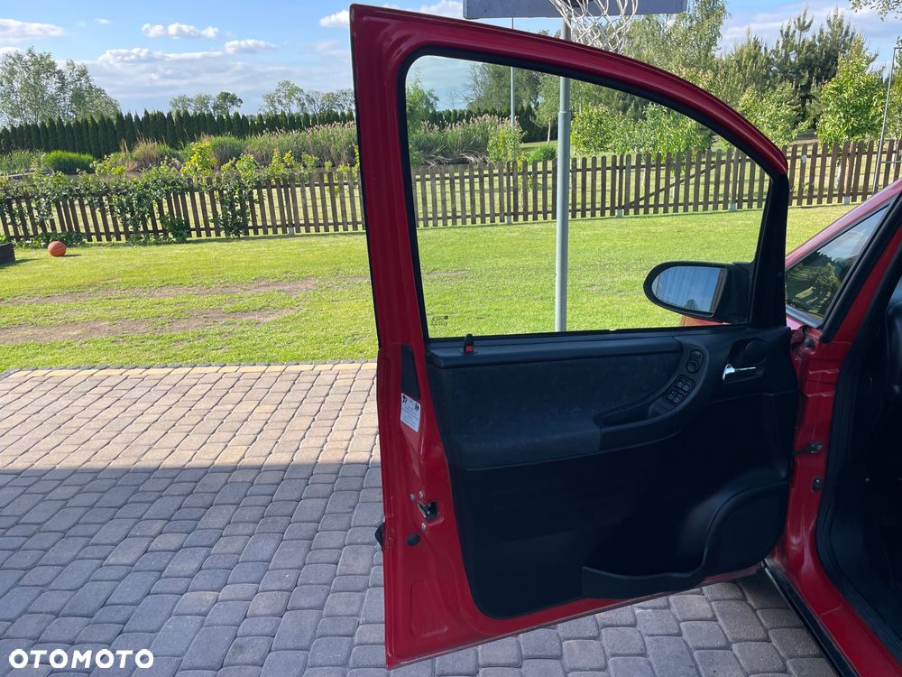 Opel Zafira 1.6 16V Elegance - 25