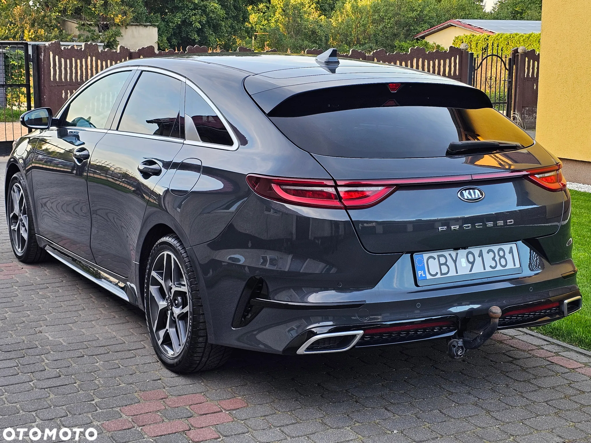Kia ProCeed 1.4 T-GDI GT Line - 4