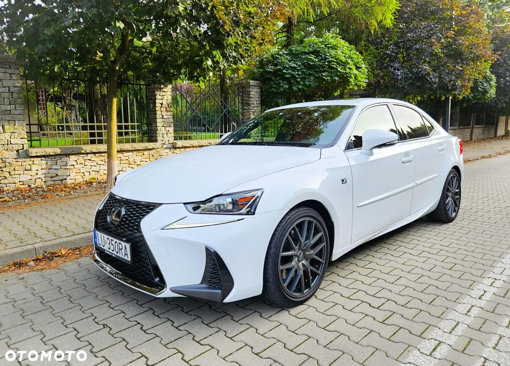 Lexus IS - 21