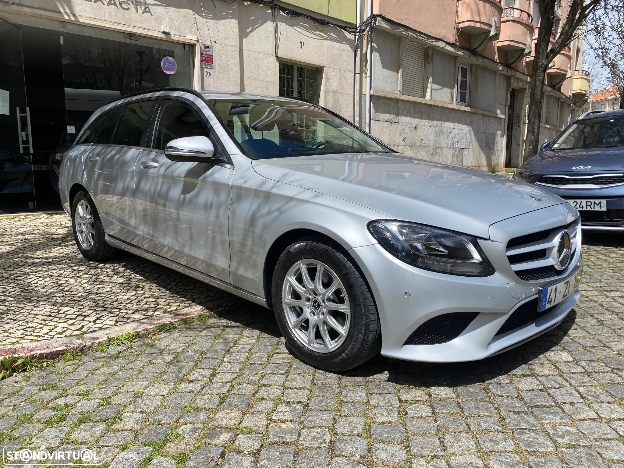 Mercedes-Benz C 200 - 4