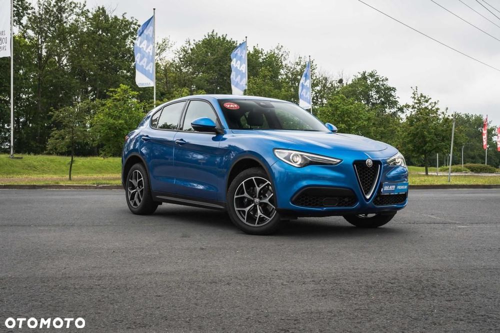 Alfa Romeo Stelvio - 2