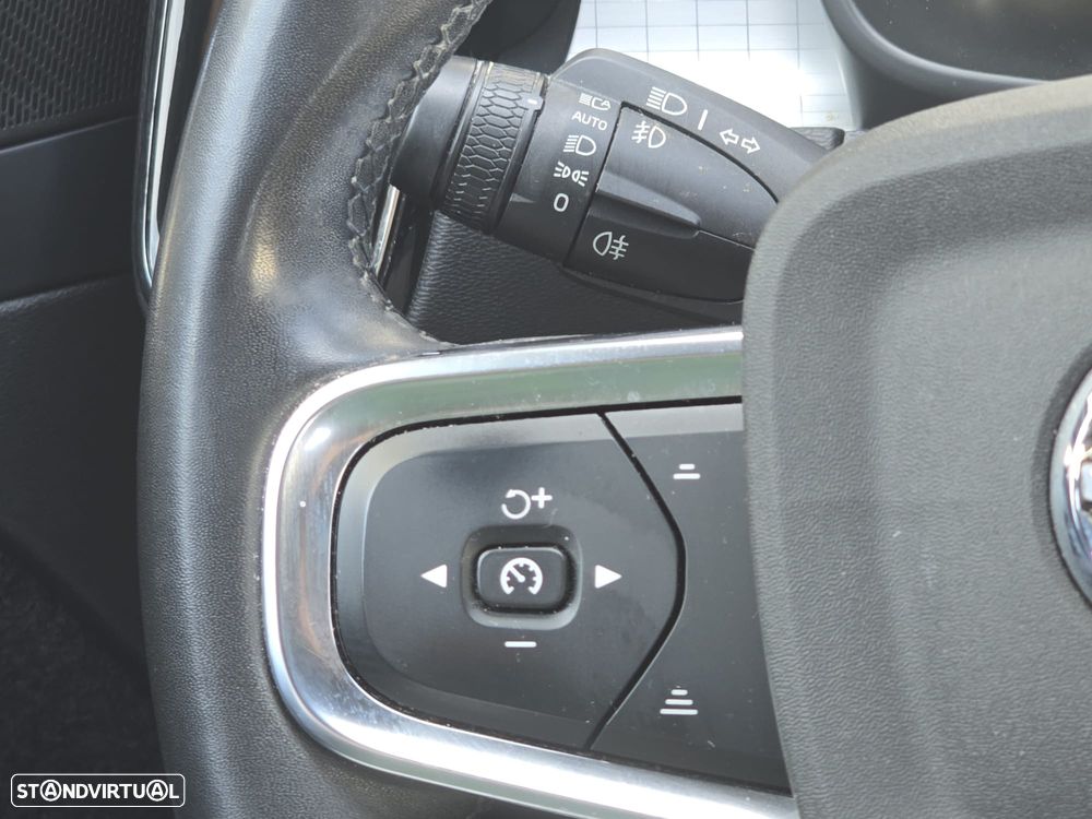 Volvo XC 40 1.5 T4 PHEV Plus Dark - 19