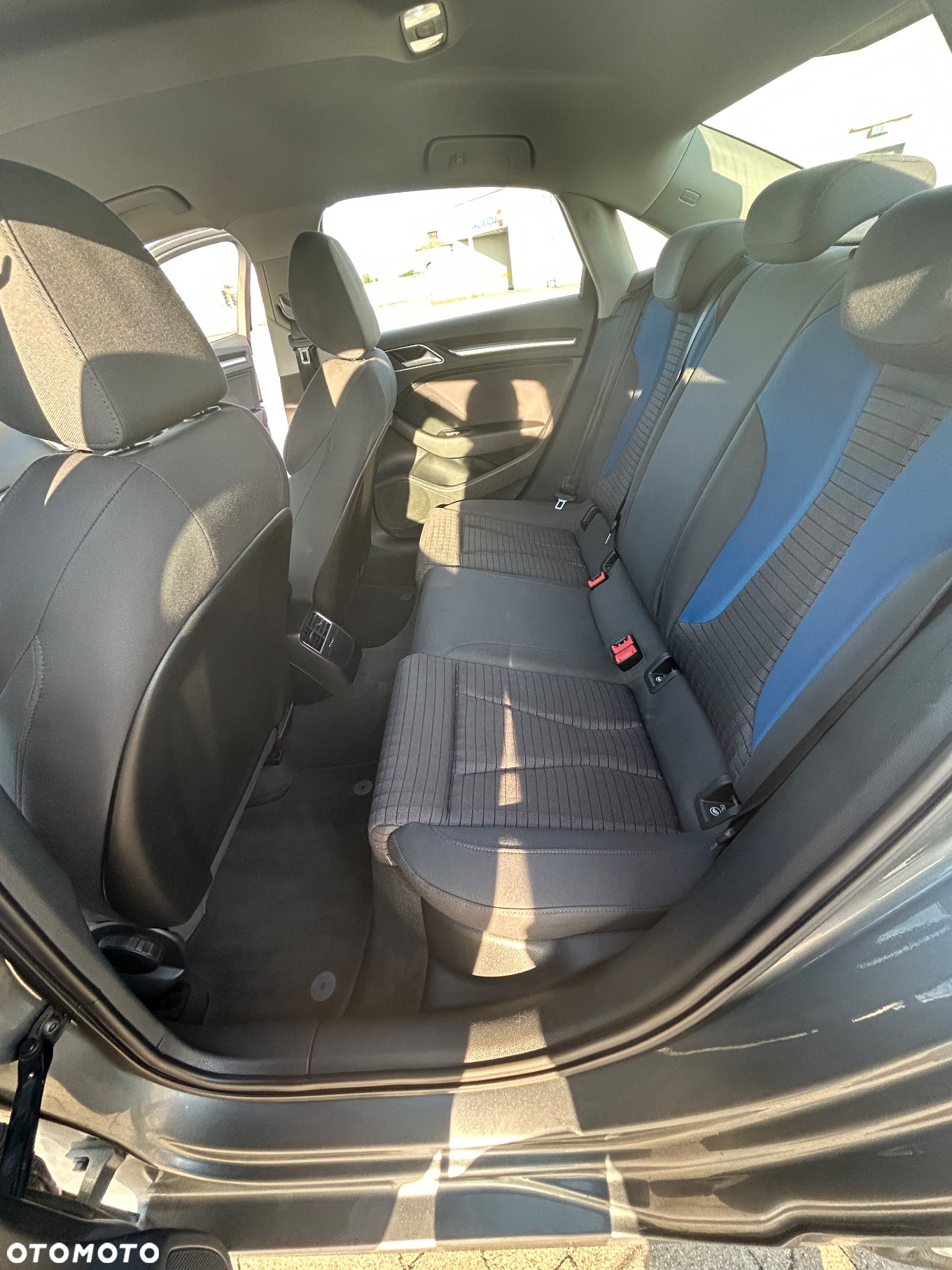 Audi A3 1.6 TDI Sport S tronic - 6