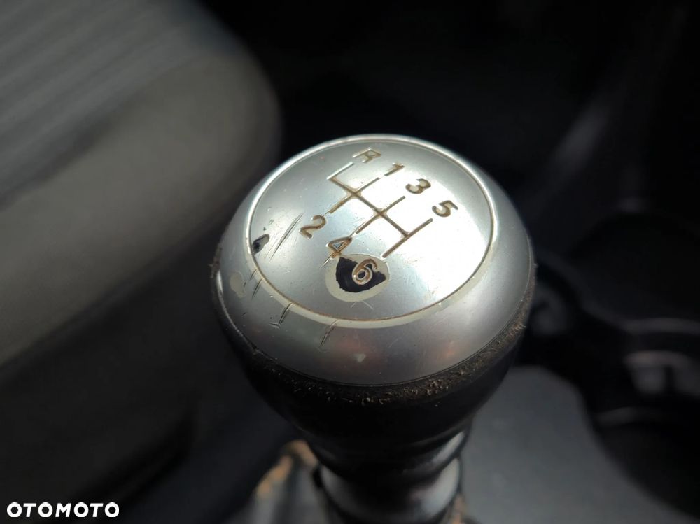 Kia Sportage 2.0 CRDI 4WD LX - 30