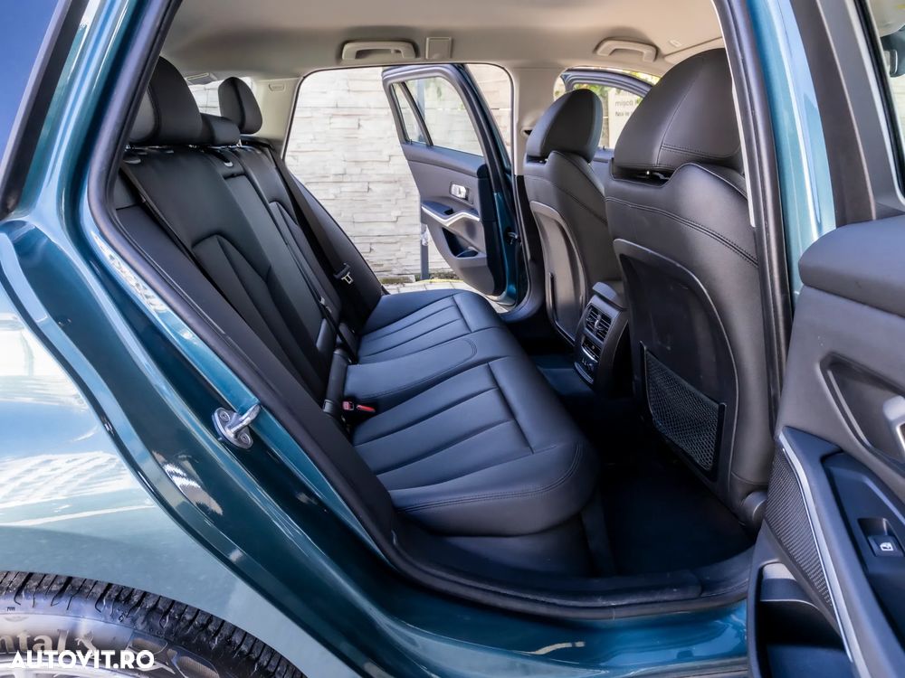 BMW Seria 3 320d Touring Aut. - 6