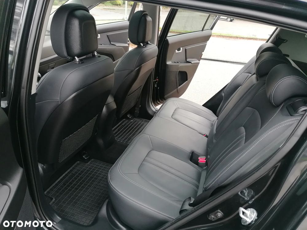 Kia Sportage 2.0 CRDI 184 AWD Platinum Edition - 33