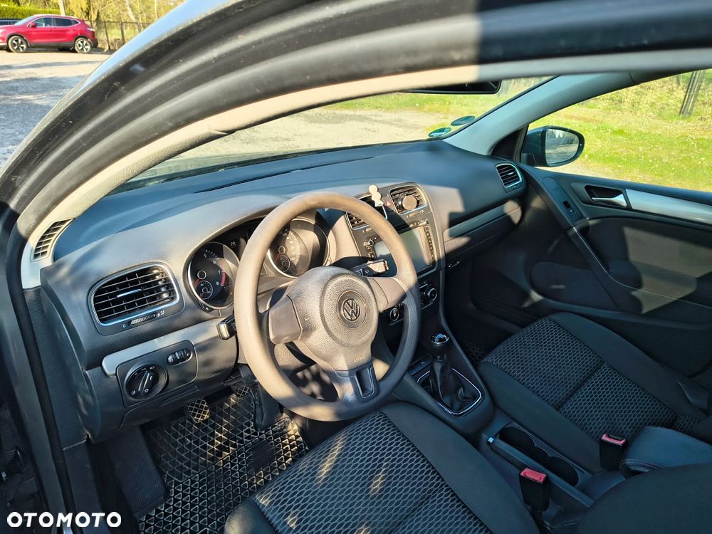Volkswagen Golf 1.4 Comfortline - 12