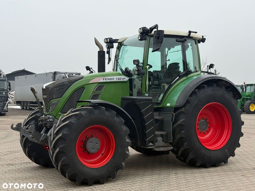 Fendt Vario 720 - 8