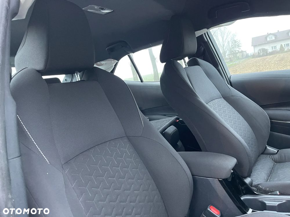 Toyota Corolla 1.8 Hybrid Executive - 15