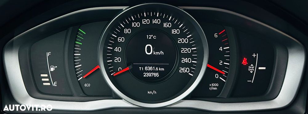 Volvo XC 60 D3 Kinetic - 32