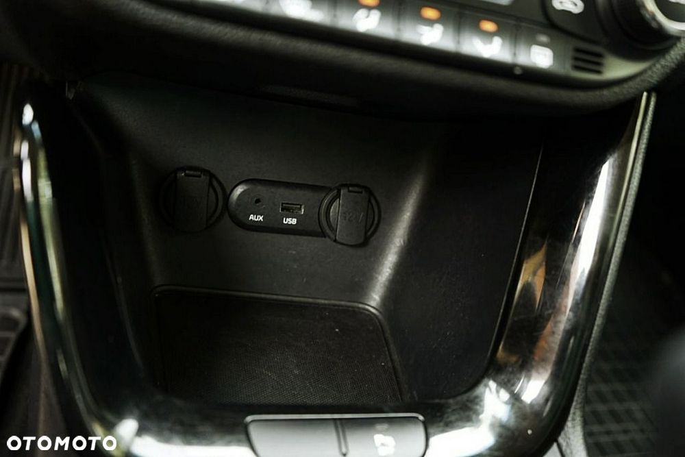 Kia Ceed - 25
