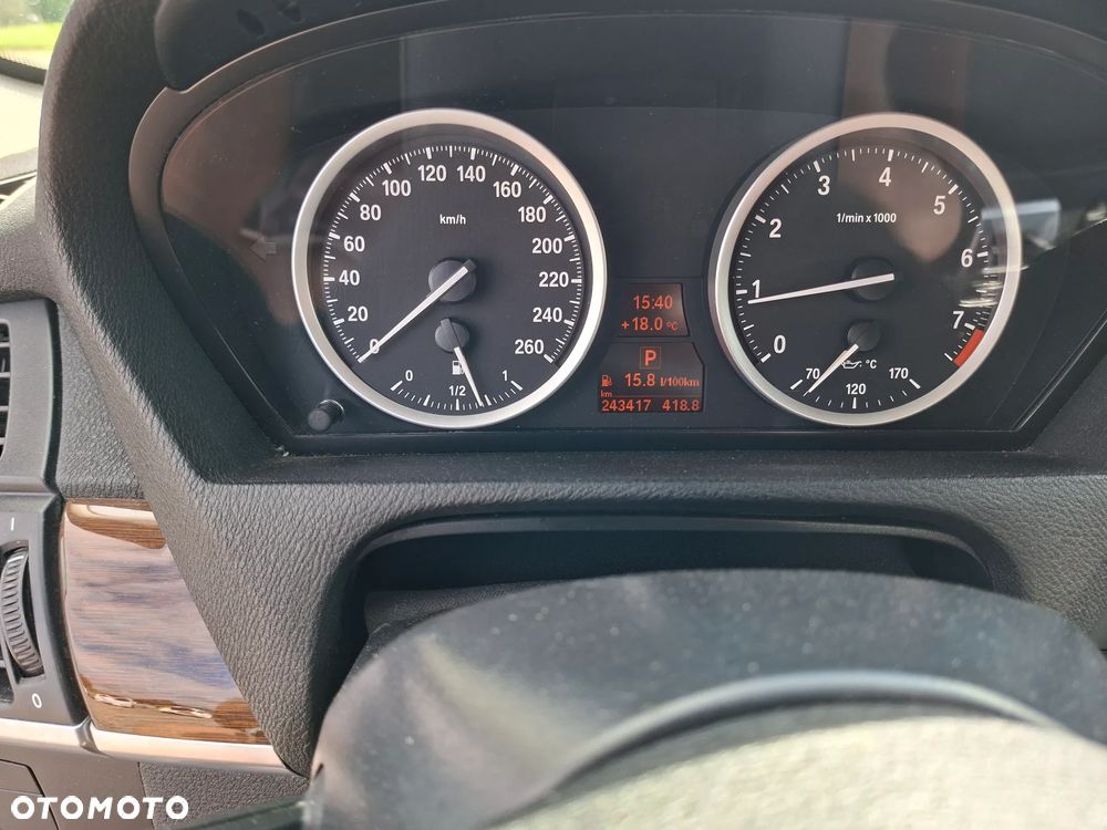 BMW X6 35i xDrive - 4