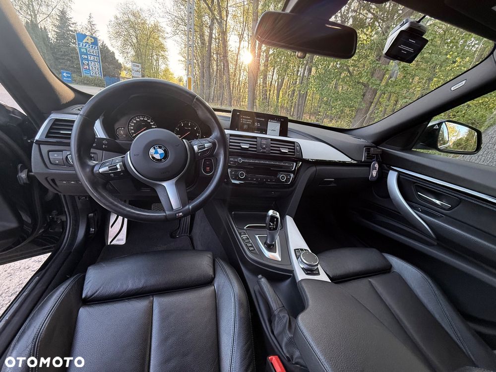 BMW Seria 3 320d xDrive - 12