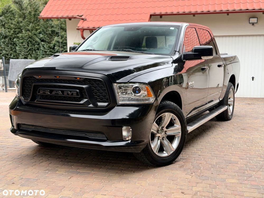 Dodge RAM 5.7 4x4 - 1
