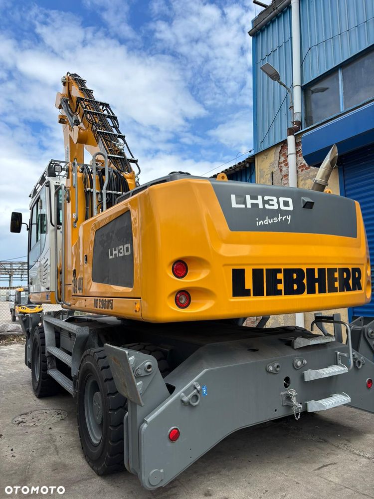 Liebherr LH 30 M - 3