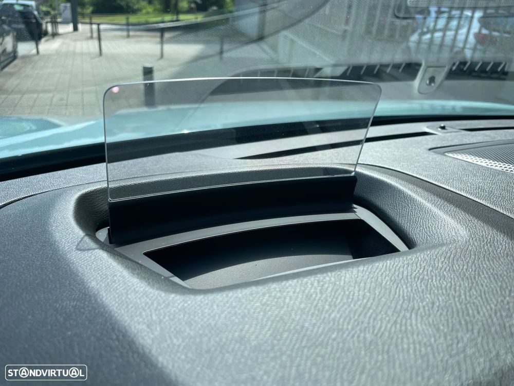 Citroën C4 1.2 PureTech Shine - 17