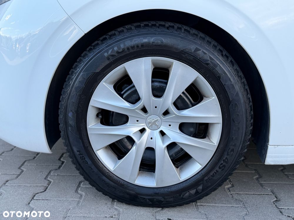Peugeot 208 e-HDi FAP 92 Stop&Start Allure - 16