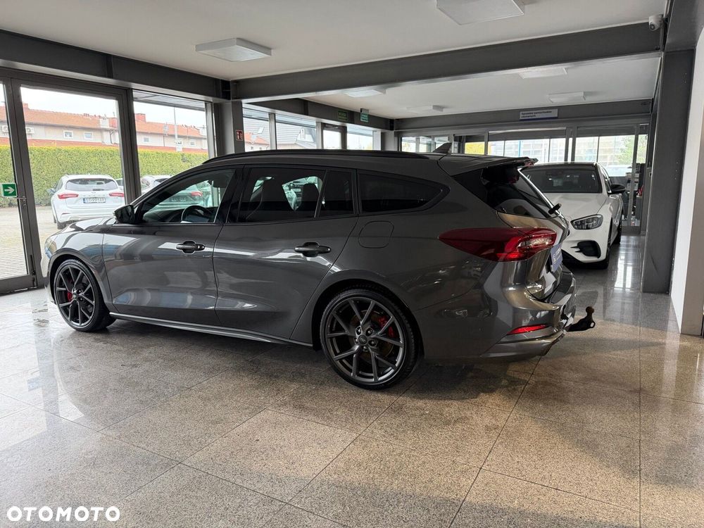 Ford Focus 2.3 EcoBoost ST X - 12