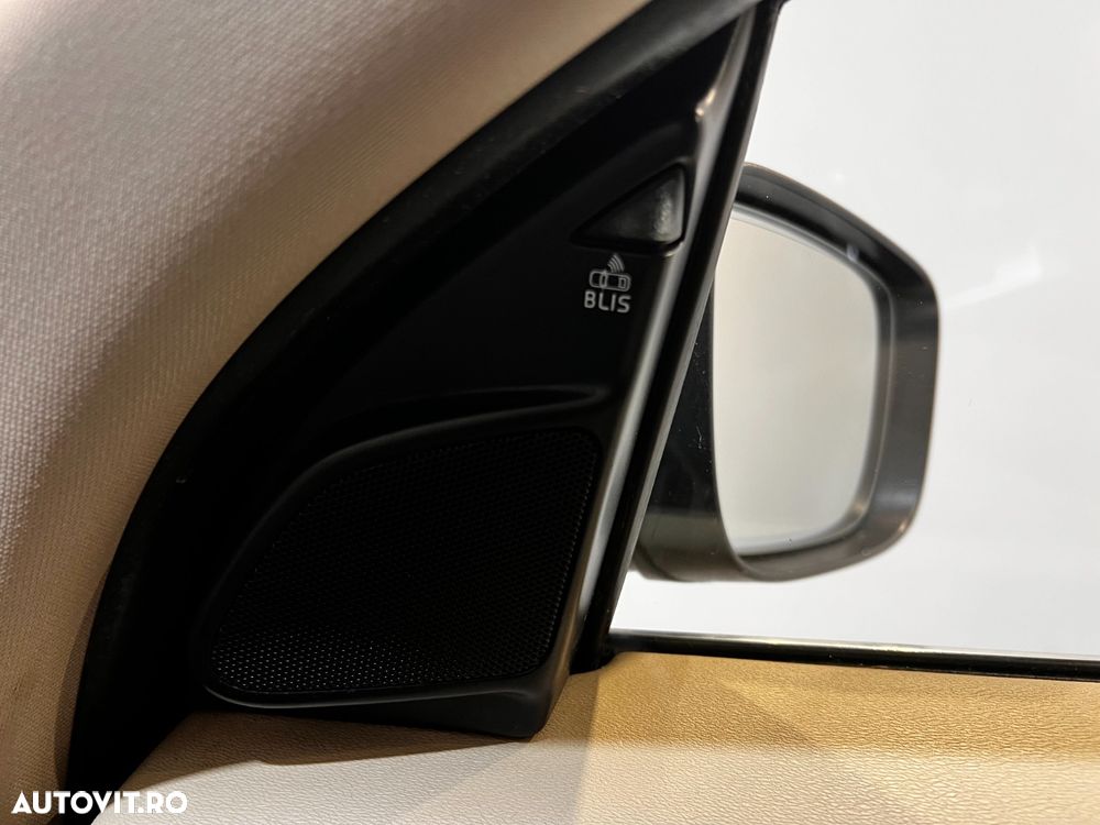 Volvo XC 60 D4AWD Momentum - 22