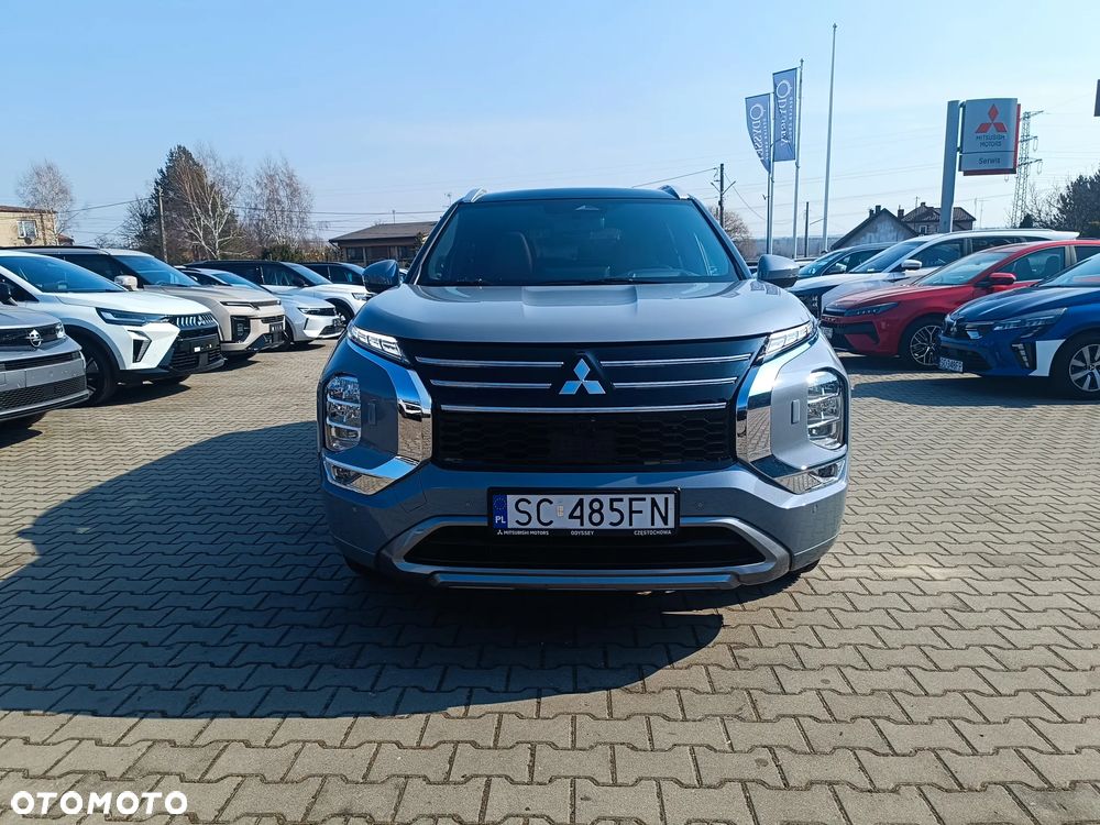 Mitsubishi Outlander Instyle Plus - 2