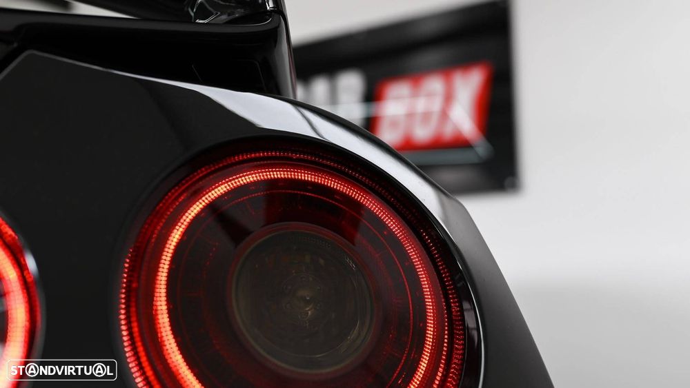 Nissan GT-R 3.8 V6 Black Edition - 2