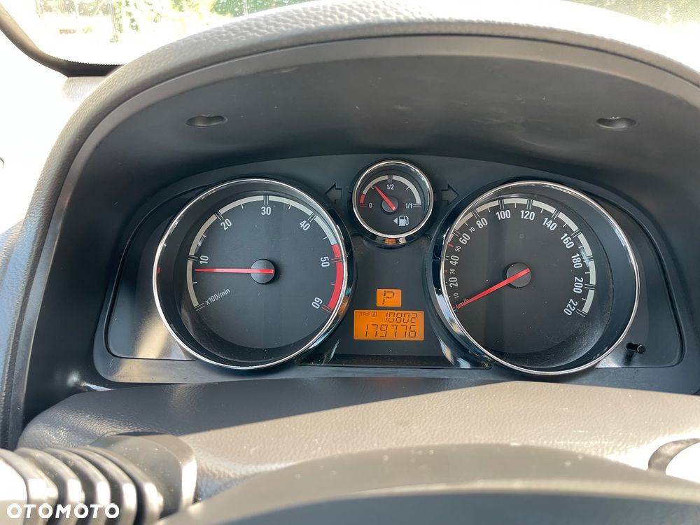 Opel Antara ver-2-0-cdti-cosmo - 14