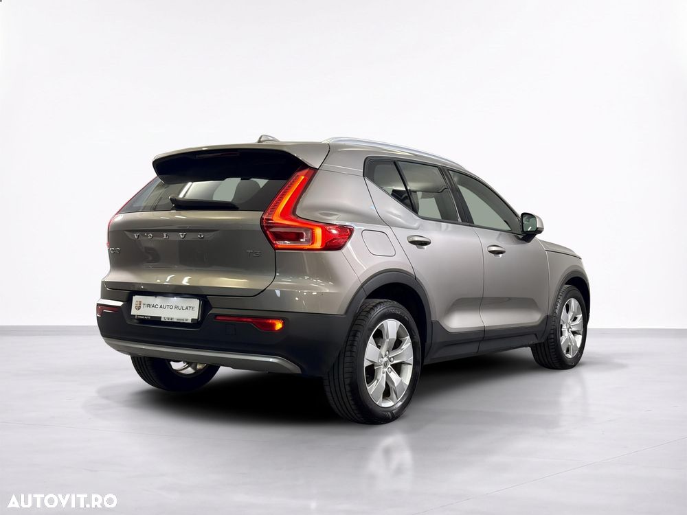 Volvo XC 40 - 6