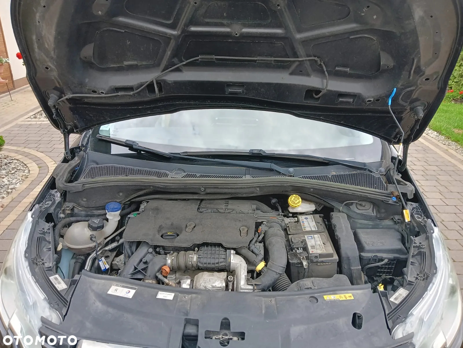 Peugeot 2008 e-HDi FAP 92 STOP & START Allure - 10