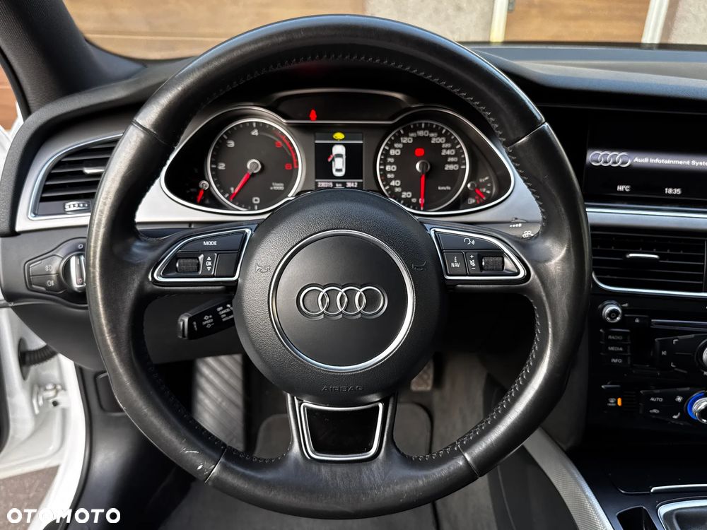 Audi A4 Limousine 2.0 TDI DPF S line Sportpaket - 9