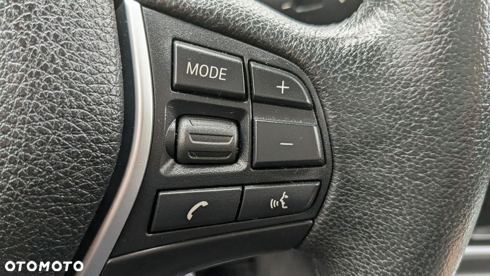 BMW Seria 3 - 32