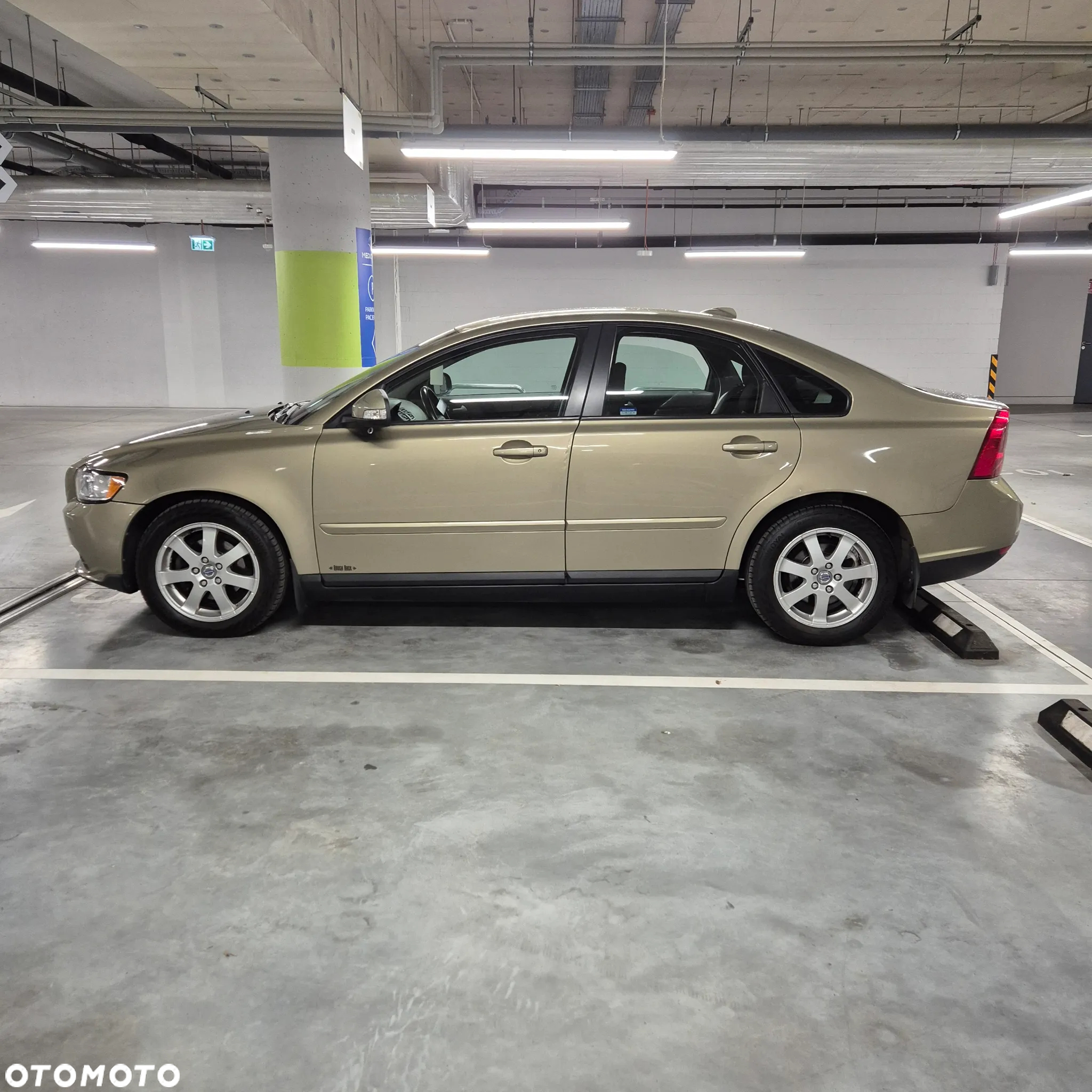 Volvo S40 2.0 Momentum - 6