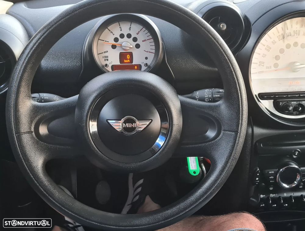 MINI Countryman Cooper D - 21