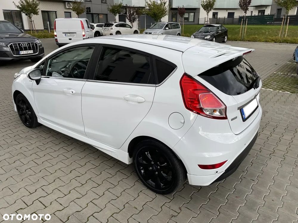Ford Fiesta 1.0 EcoBoost STart-Stop ST-LINE - 4