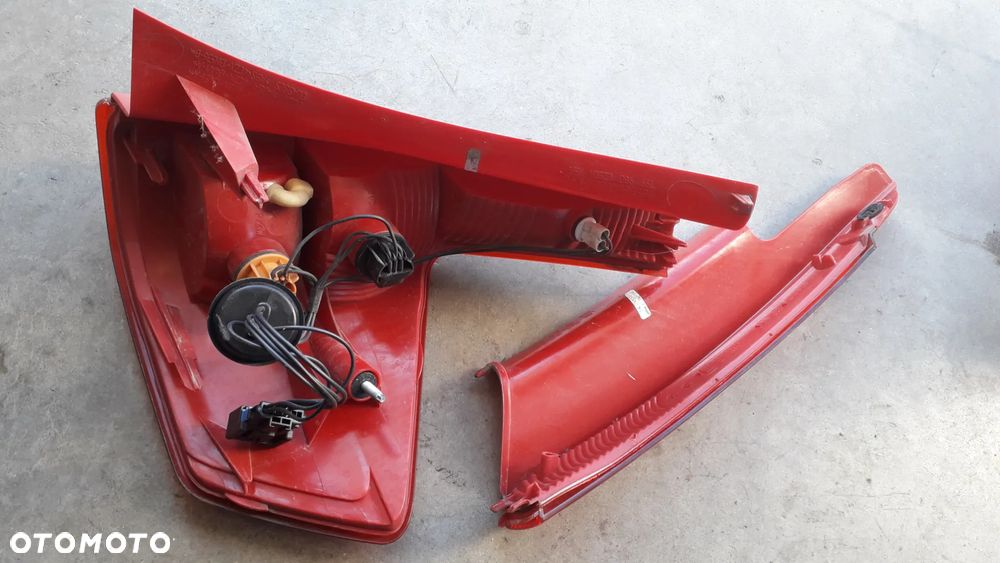 lampa tył tylna Citroen c4 I lift 1.6 VTI Hatchback - 2