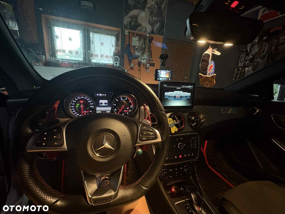 Mercedes-Benz CLA AMG 45 4-Matic - 9