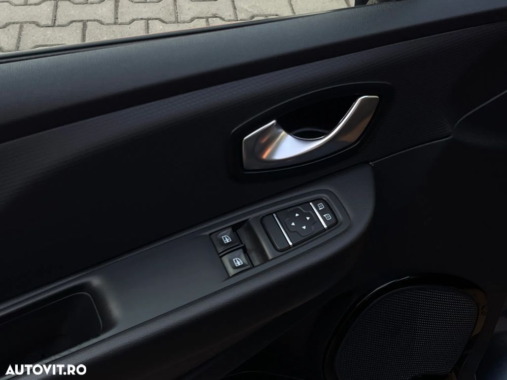 Renault Clio (Energy) TCe 90 Start & Stop LIMITED - 30