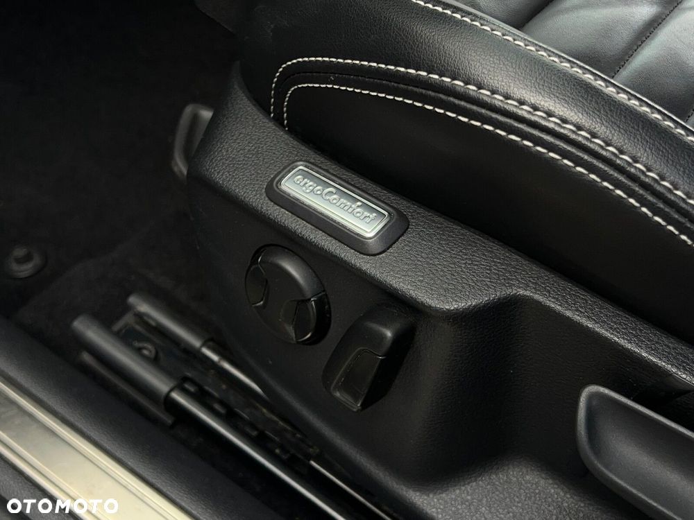 Volkswagen Passat 1.5 TSI EVO Elegance DSG - 20