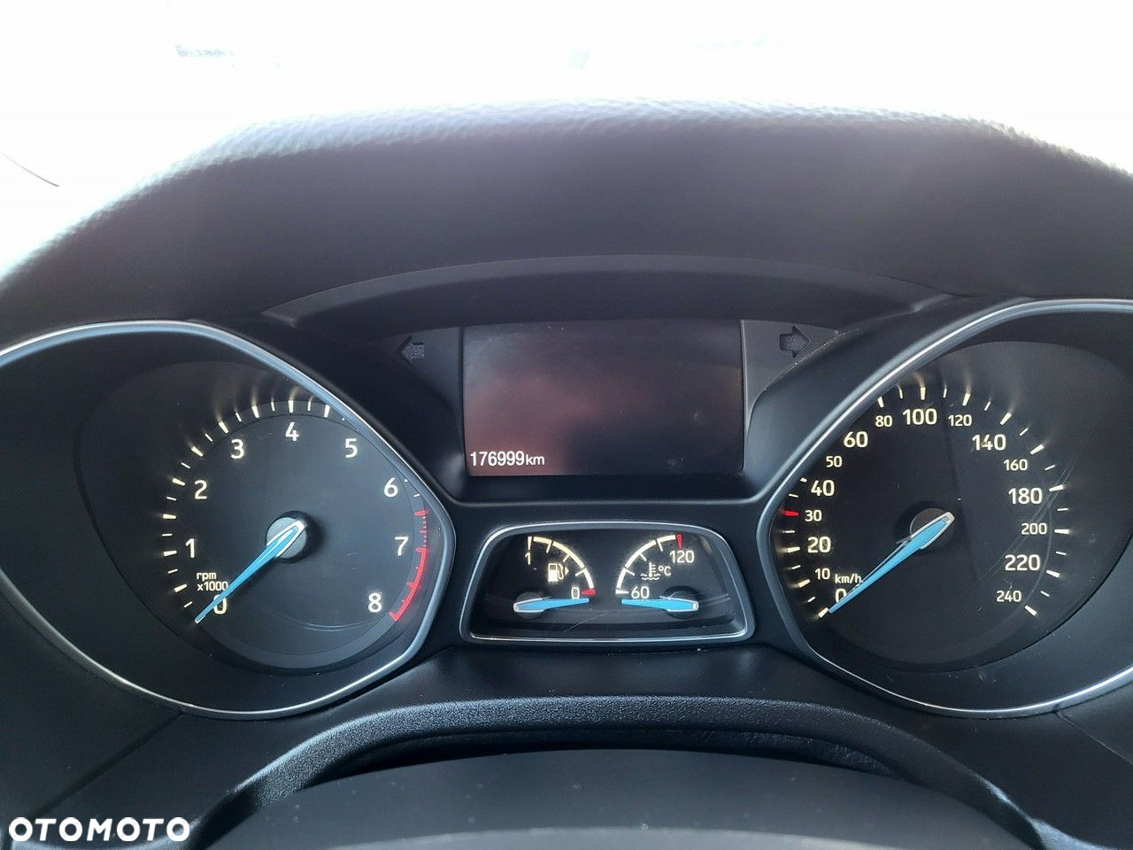 Ford Focus - 23