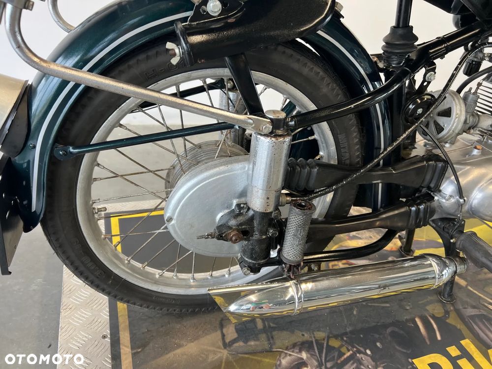 MZ RT - 32