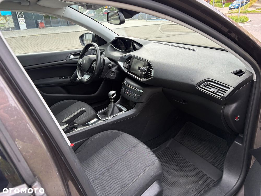 Peugeot 308 1.2 PureTech Active S&S - 9