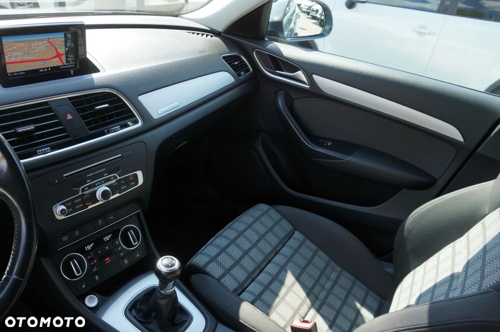 Audi Q3 2.0 TDI Quattro - 22