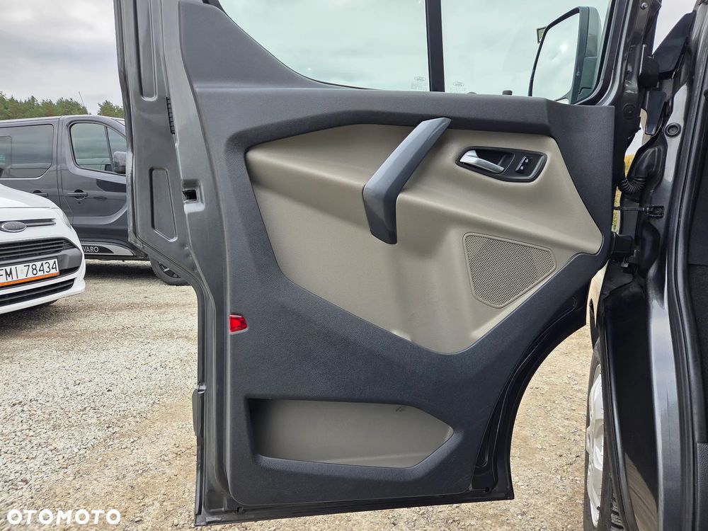 Ford Tourneo Custom 2.0 TDCi L1 Titanium - 15