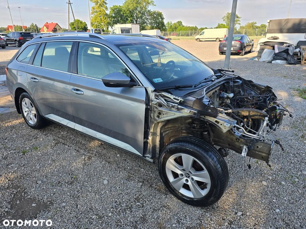 Skoda Superb 1.4 TSI 4x4 ACT Ambition - 6