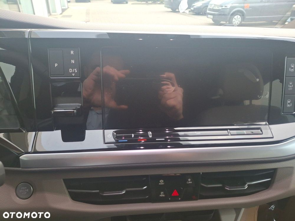 Volkswagen Multivan - 22