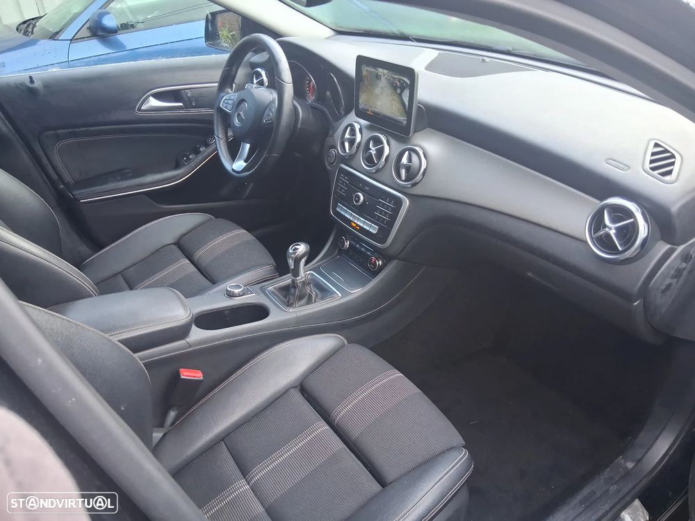 Mercedes-Benz GLA 180 CDI Urban - 6