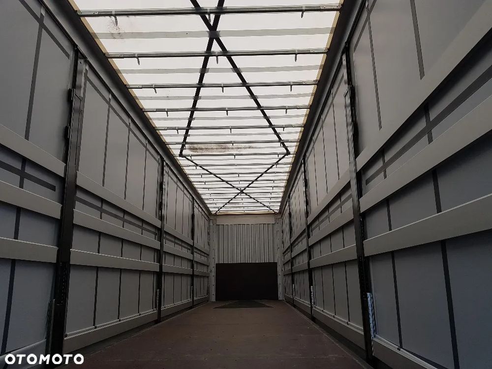 Kassbohrer Kurtyna SCS Mega 3.000 mm, dach  podnoszony - 3