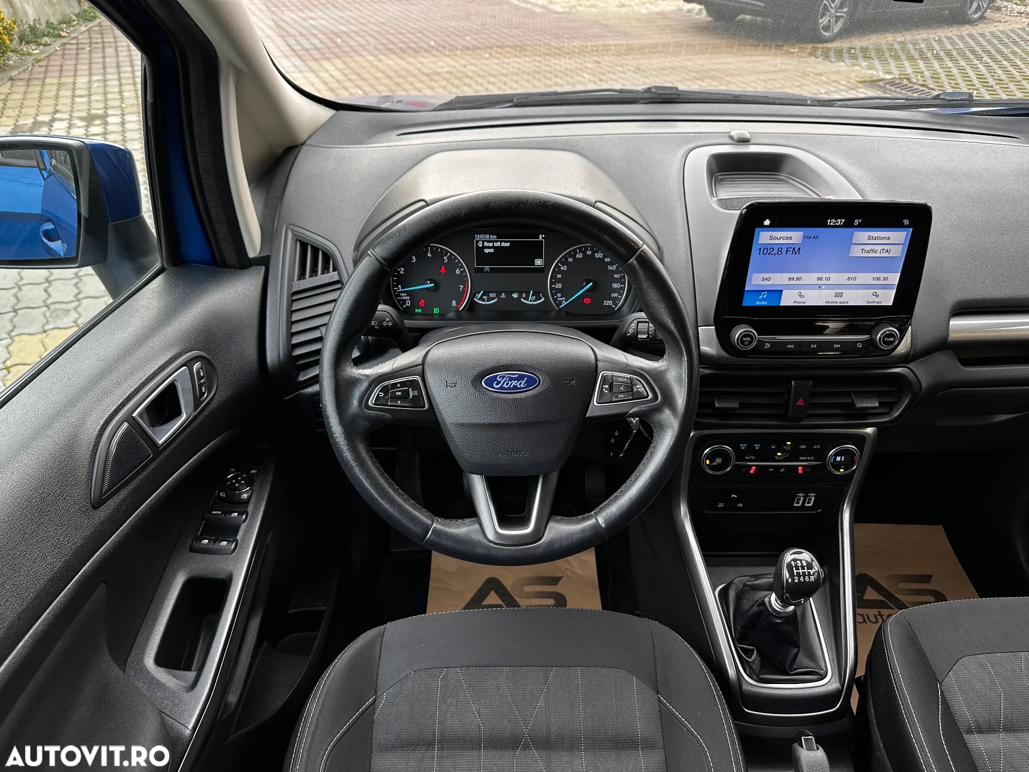 Ford EcoSport - 4